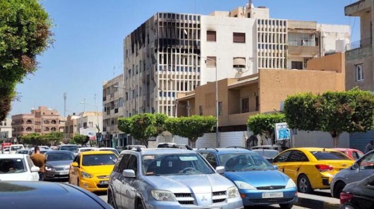 من بغداد إلى طرابلس