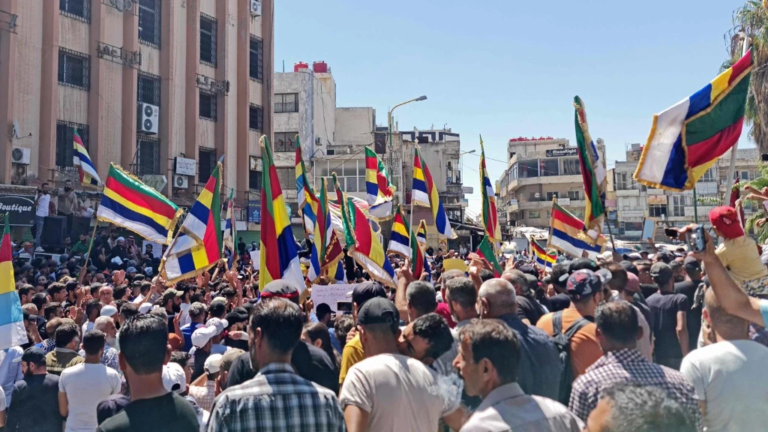 بعد مضي شهر على الاحتجاجات