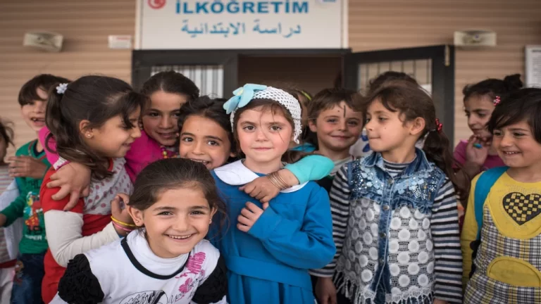 ثلث الطلاب السوريين في تركيا لا يلتحقون بالمدارس