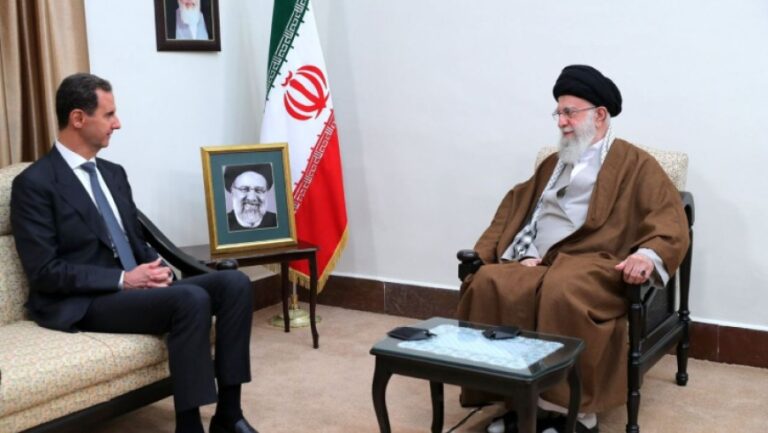 بشار الأسد يصل إلى طهران ويلتقي خامنئي