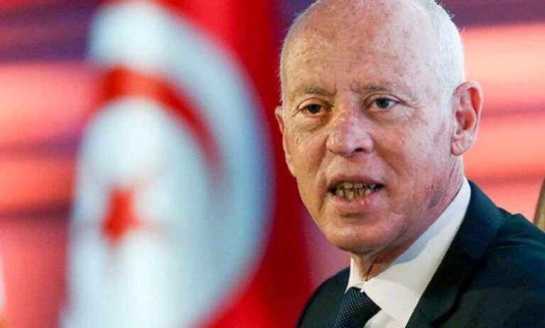 تونس.. ثمانية أحزاب معارضة تطالب بإلغاء المرسوم 54