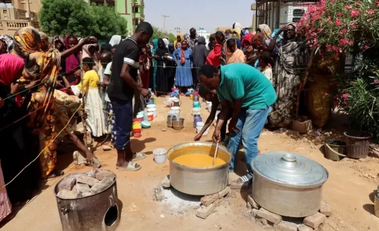تحذير من وقوع مجاعة في 14 منطقة بالسودان