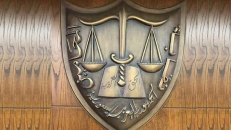 محامو سوريا يدفعون 250 ألف دولار للسفر والنقابة تشطب المخالفين