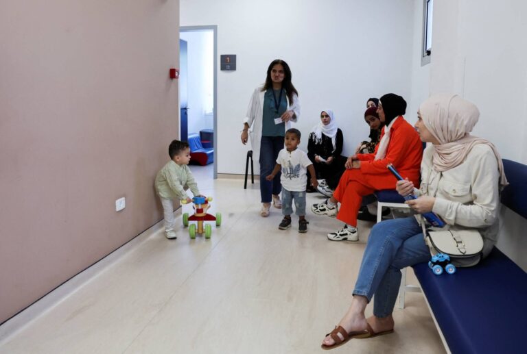 الصحة العالمية تحذر من تفشٍّ محتمَل للأمراض في لبنان