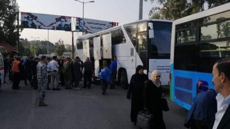 أكثر من 530 ألف شخص دخلوا سورية من لبنان منذ أيلول