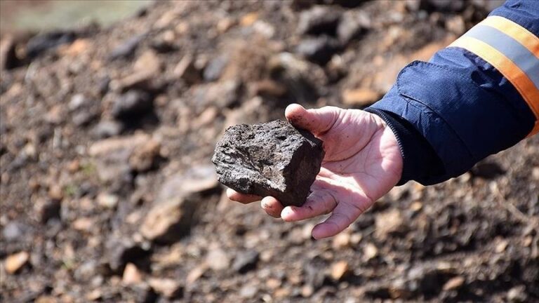 روسيا تعلن امتلاكها 658 مليون طن احتياطي معادن نادرة