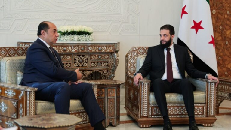 هل بدأ الانفتاح المصري على القيادة السورية الجديدة؟
