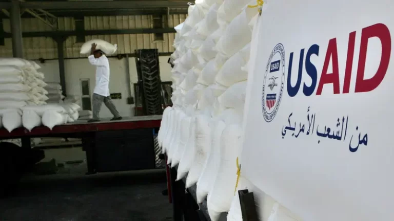 أوقِفت عن طريق الخطأ.. واشنطن تستأنف 6 برامج مساعدات خارجية
