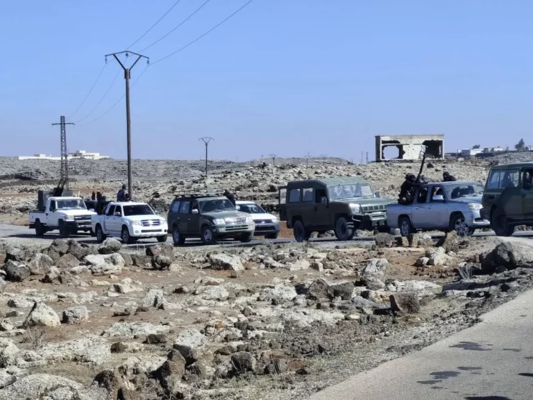 تعزيزات ضخمة للجيش السوري نحو مناطق سيطرة قسد في ريف حلب
