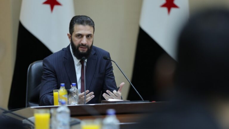 في أول اجتماع للحكومة