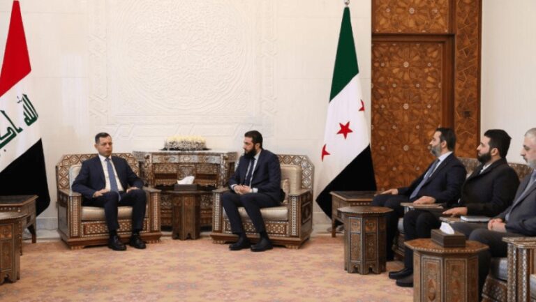 في سياق تقارب متسارع.. وفد عراقي رفيع يبحث مع الشرع قضايا الأمن والنفط