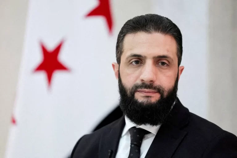البيت الأبيض ترمب يلتقي الشرع الأربعاء في السعودية