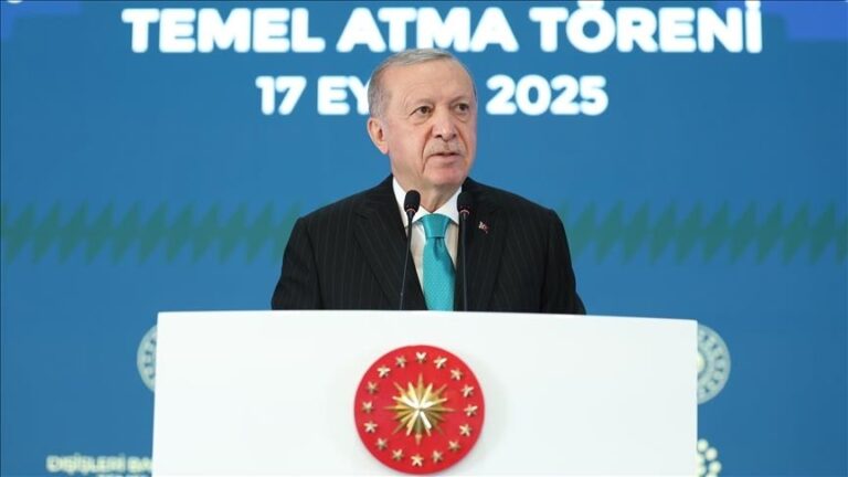 أردوغان كمسلمين لن نتراجع قيد أنملة عن حقوقنا بالقدس الشرقية