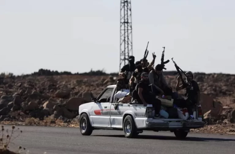 مثقفون وناشطون من السويداء يعلنون رفض الانفصال