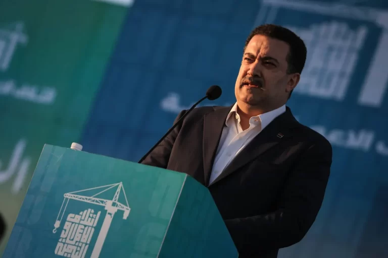 العراق تشكيل لجنة أمنية للإشراف على نقل سجناء «داعش» من سوريا
