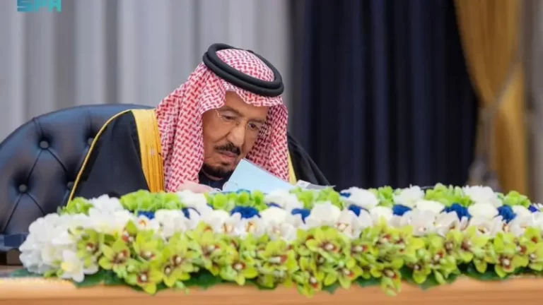 برئاسة الملك سلمان .. مجلس الوزراء نرفض أي تقسيم أو مساس بسيادة الصومال